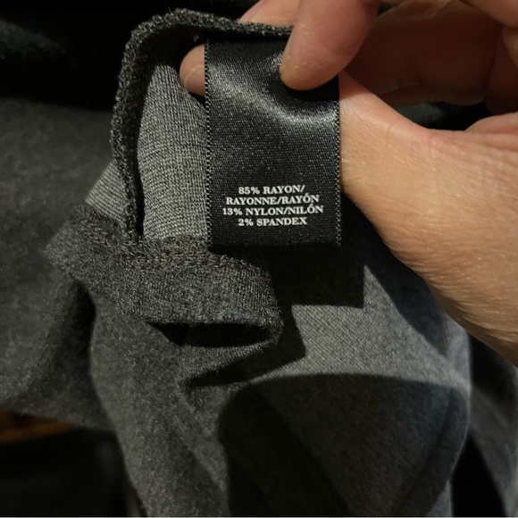 Ann Taylor Wide Boat Neck Short Sleeve Top Size Small in Dark Grey - Picture 7 of 8